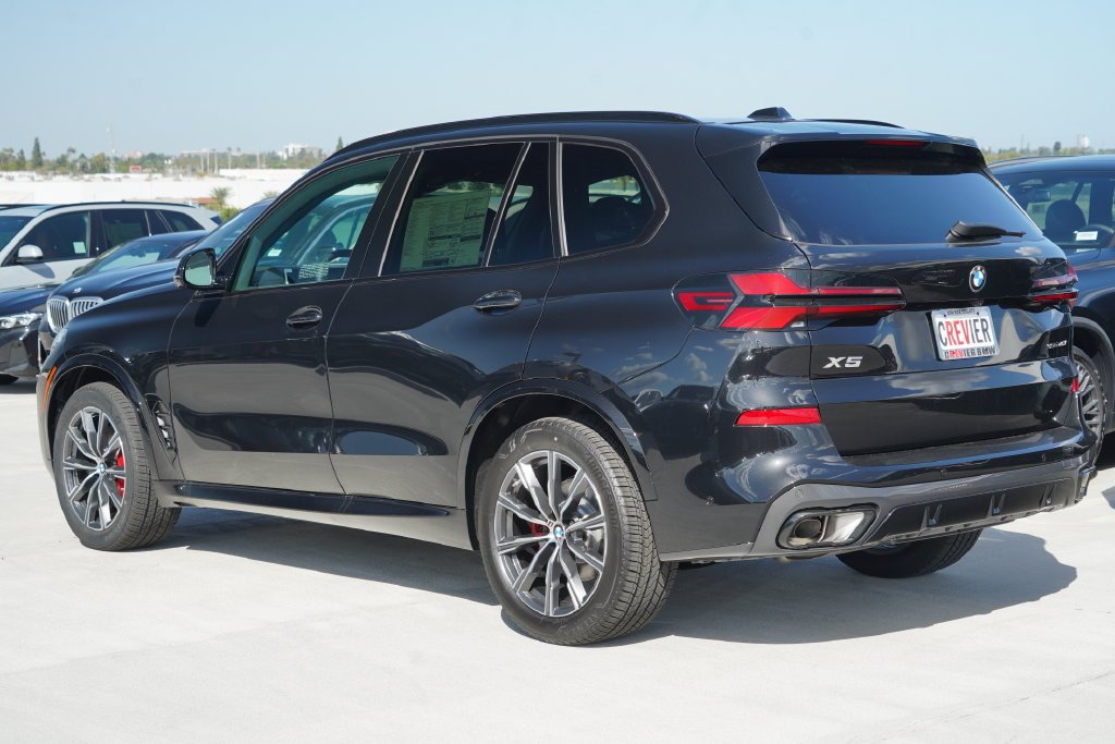 New 2026 Black Sapphire Metallic BMW xDrive40i image 10