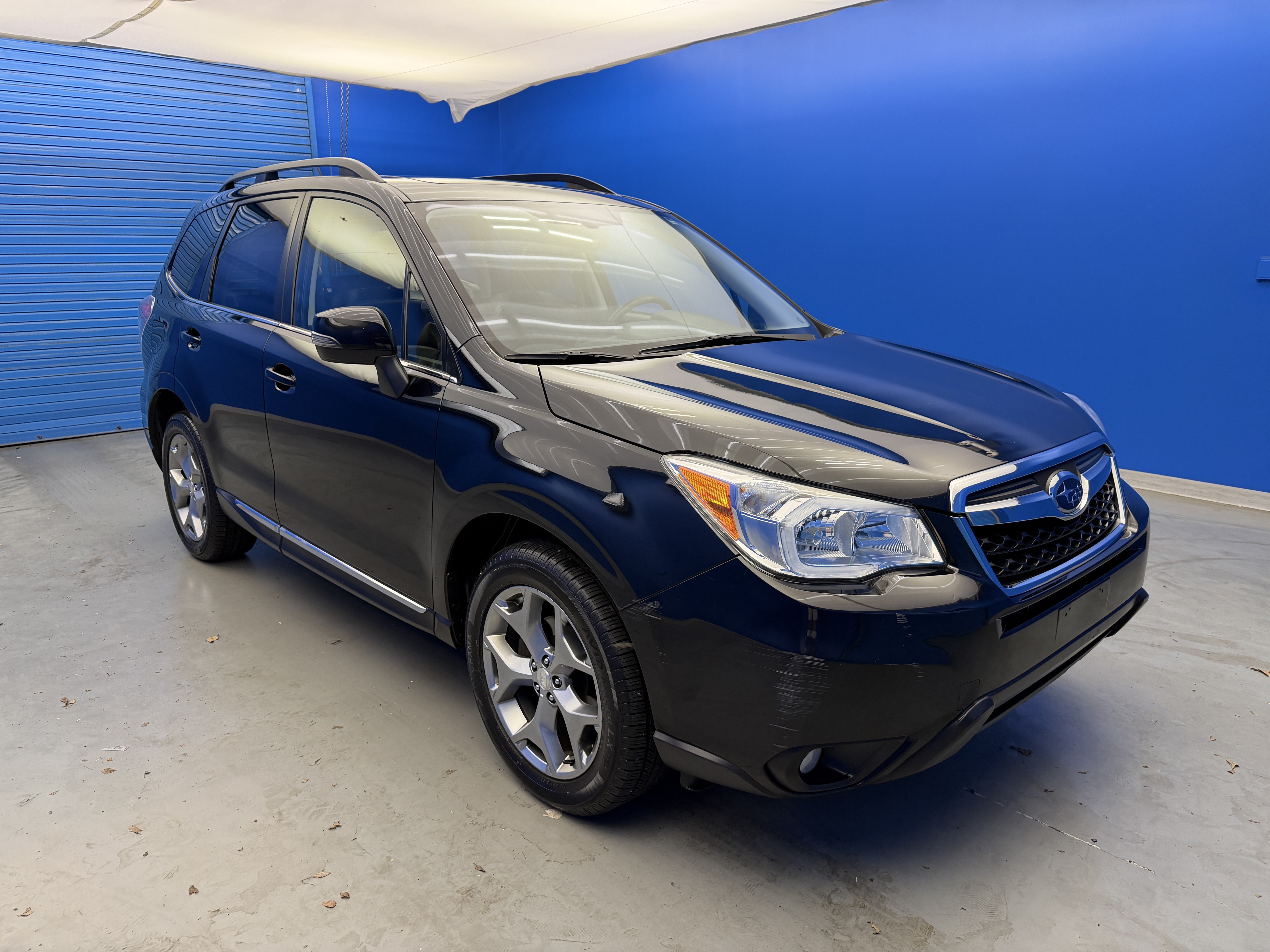 Used 2015 Crystal Black Pearl Subaru 2.5i Touring image 2