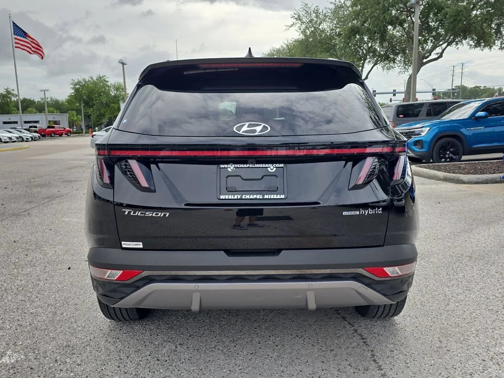 Used 2024 Black Hyundai Limited image 7