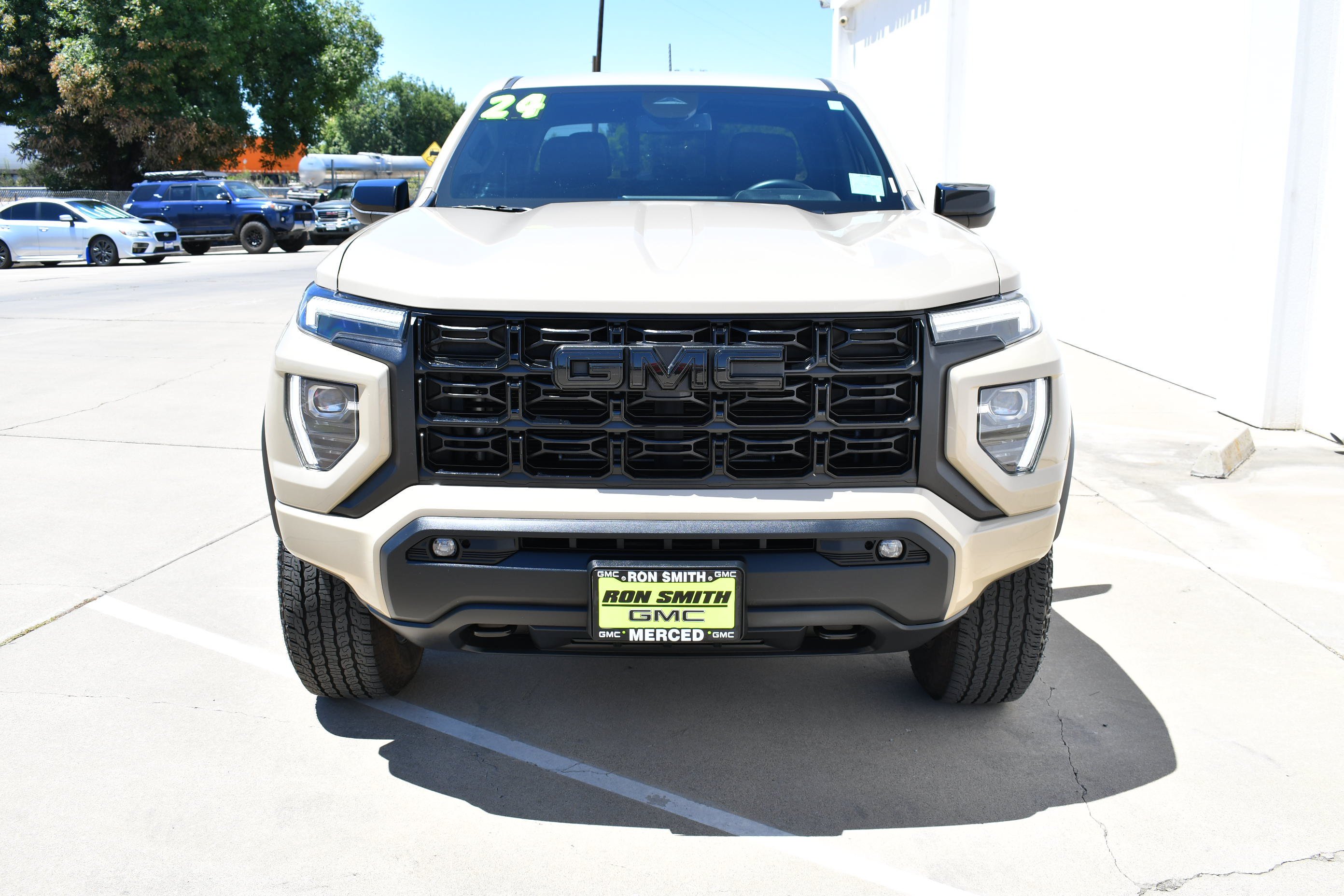 Used 2024 Desert Sand Metallic GMC Elevation image 3