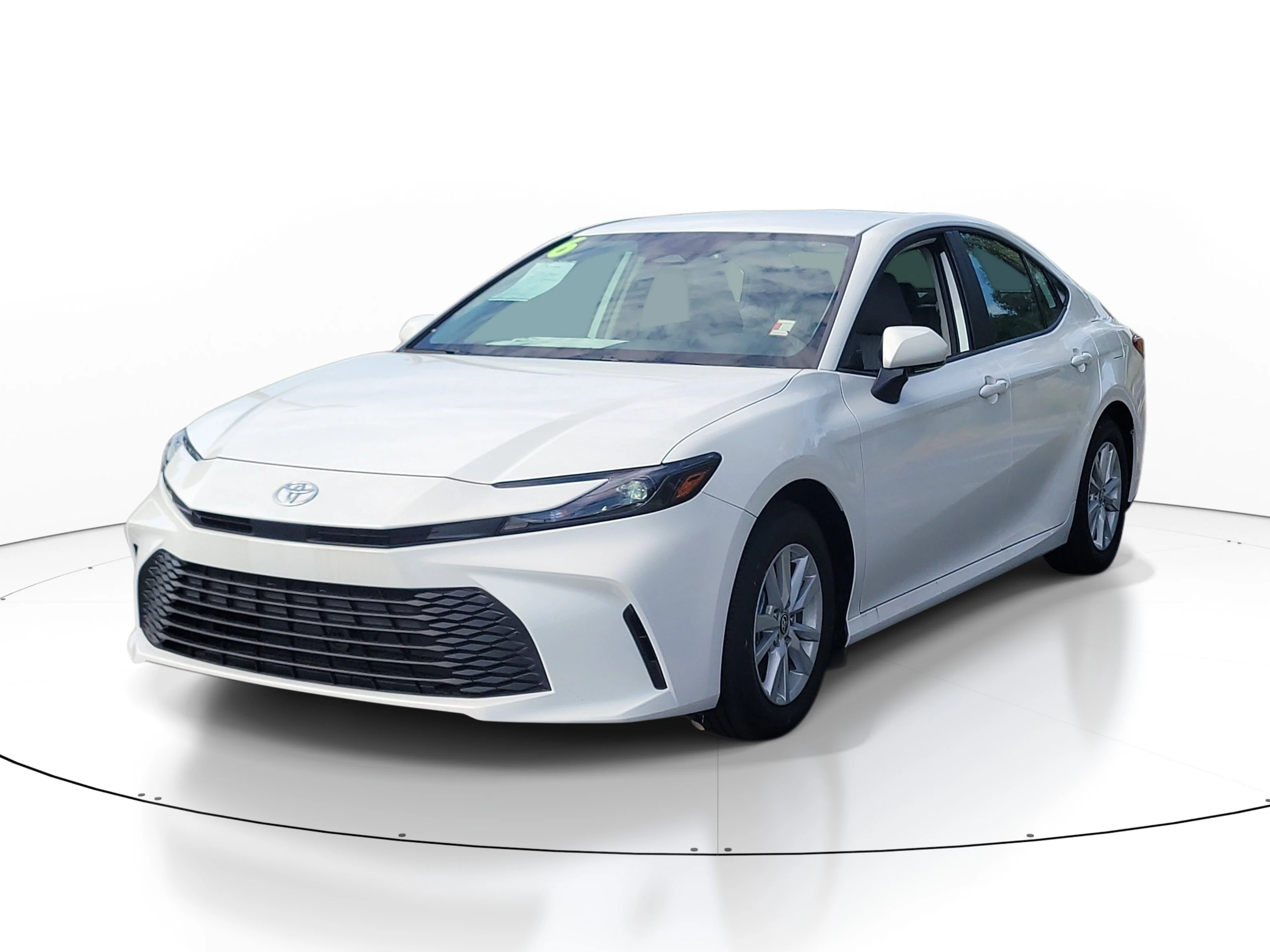 Used 2026 Ice Toyota LE image 3