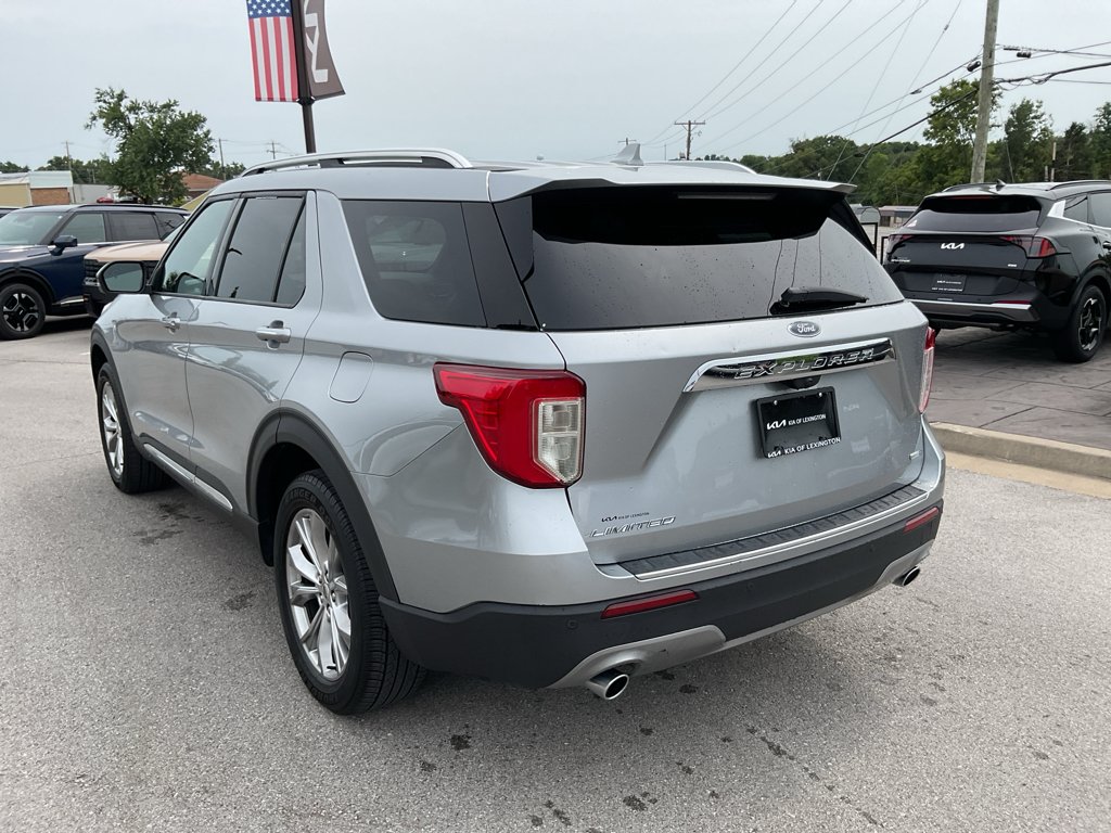 Used 2020 Iconic Silver Metallic Ford Limited image 7