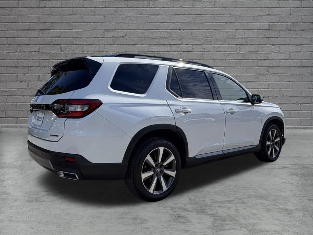 2023 Honda Pilot Touring - Photo 14