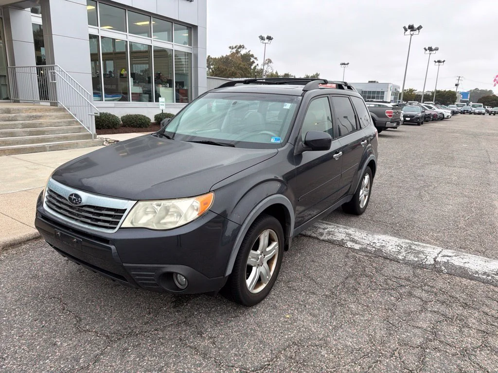 Used 2010 Gray Subaru 2.5X image 3