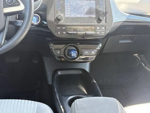 Used 2016  Toyota Two image 17
