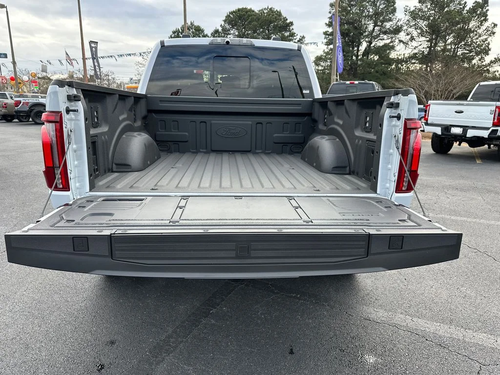 Used 2025 White Ford Raptor image 18