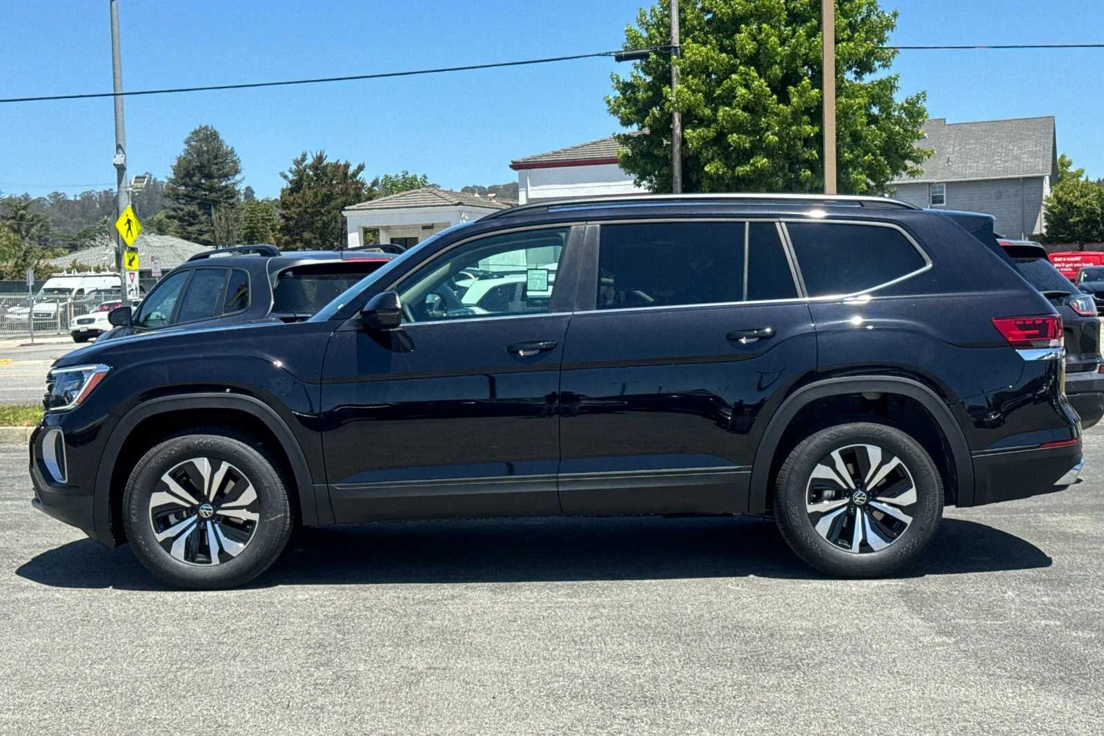 New 2026 Black Volkswagen 2.0T SE image 7