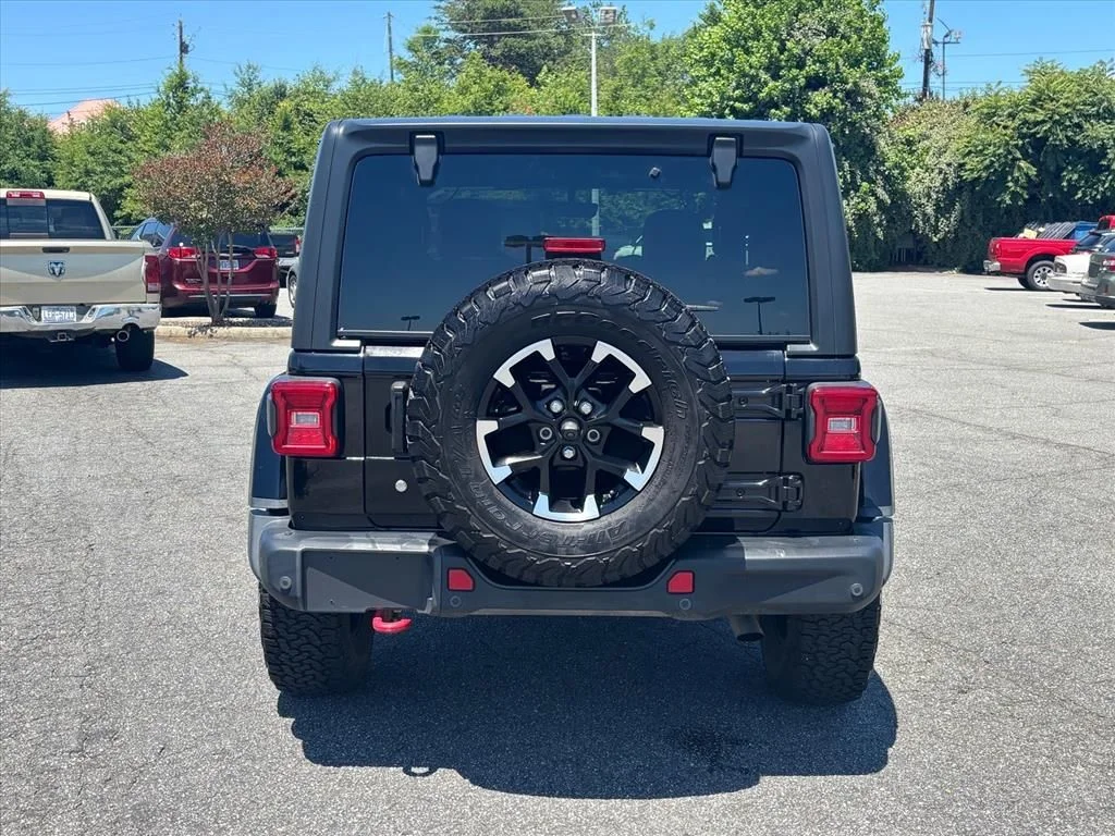 Used 2018 Black Jeep Rubicon image 25