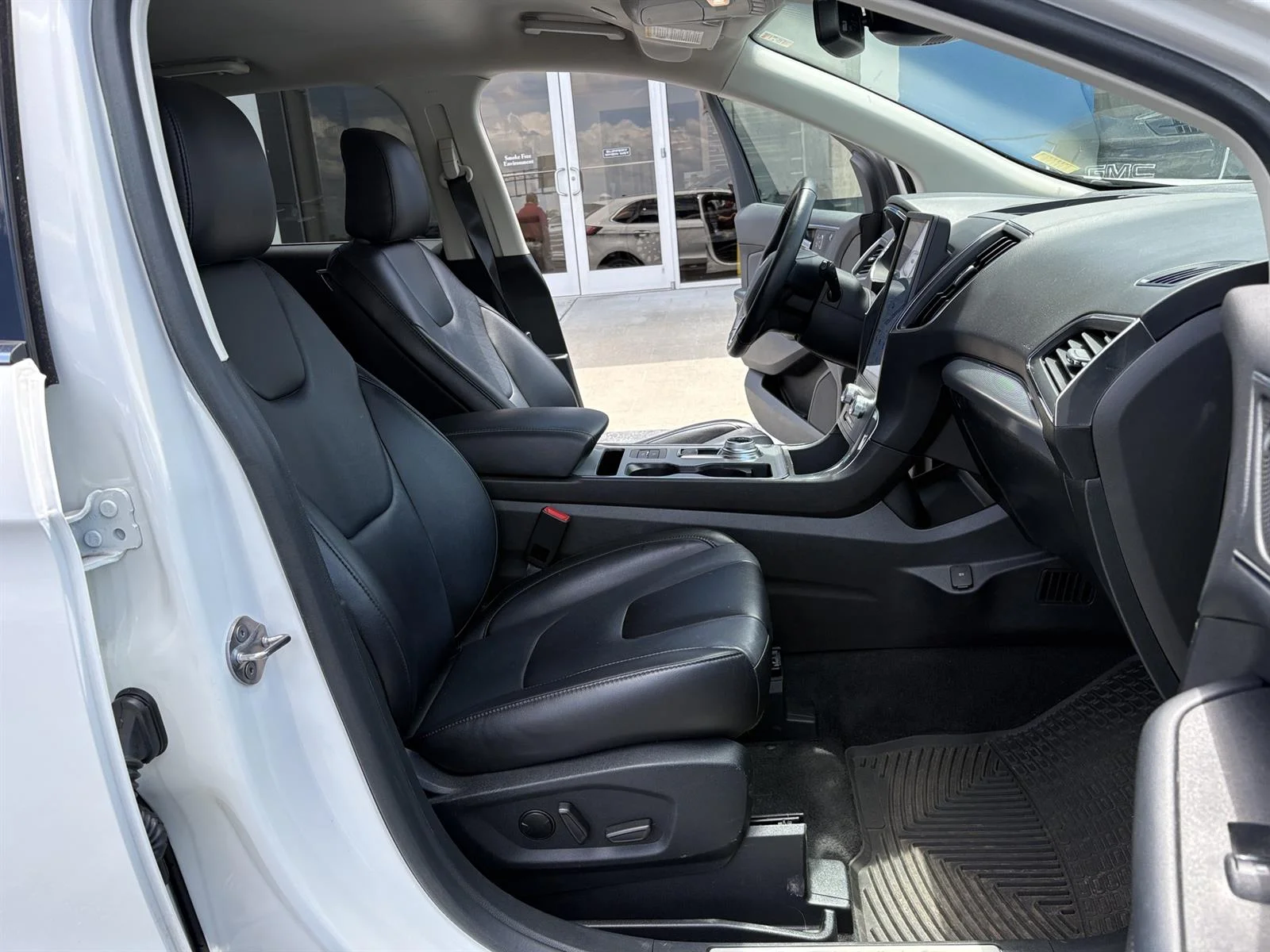 Used 2021 White Ford Titanium image 18