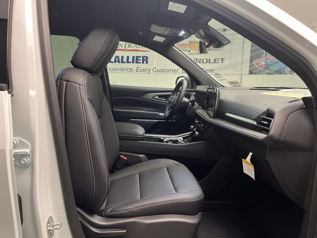 2026 Chevrolet Traverse LT - Photo 25