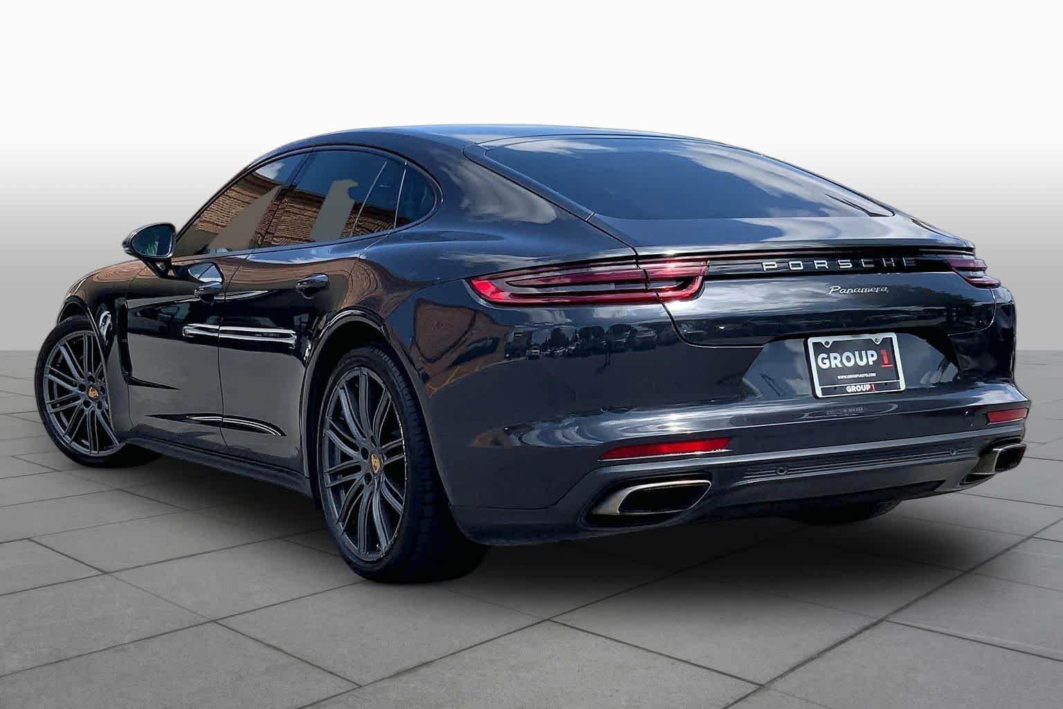 Used 2019 Black Porsche  image 11