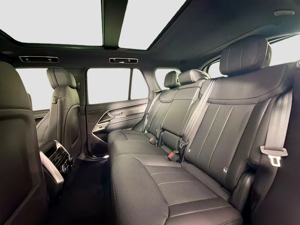 Used 2026 Green Land Rover SE image 26