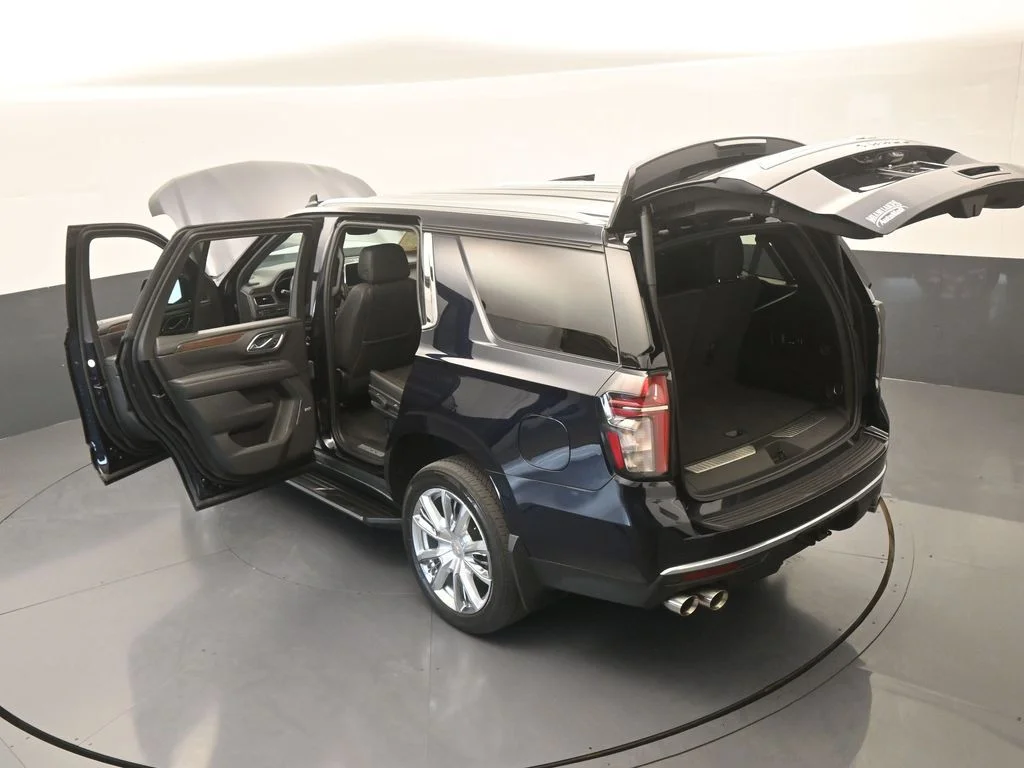Used 2023 Midnight Blue Metallic Chevrolet High Country image 78