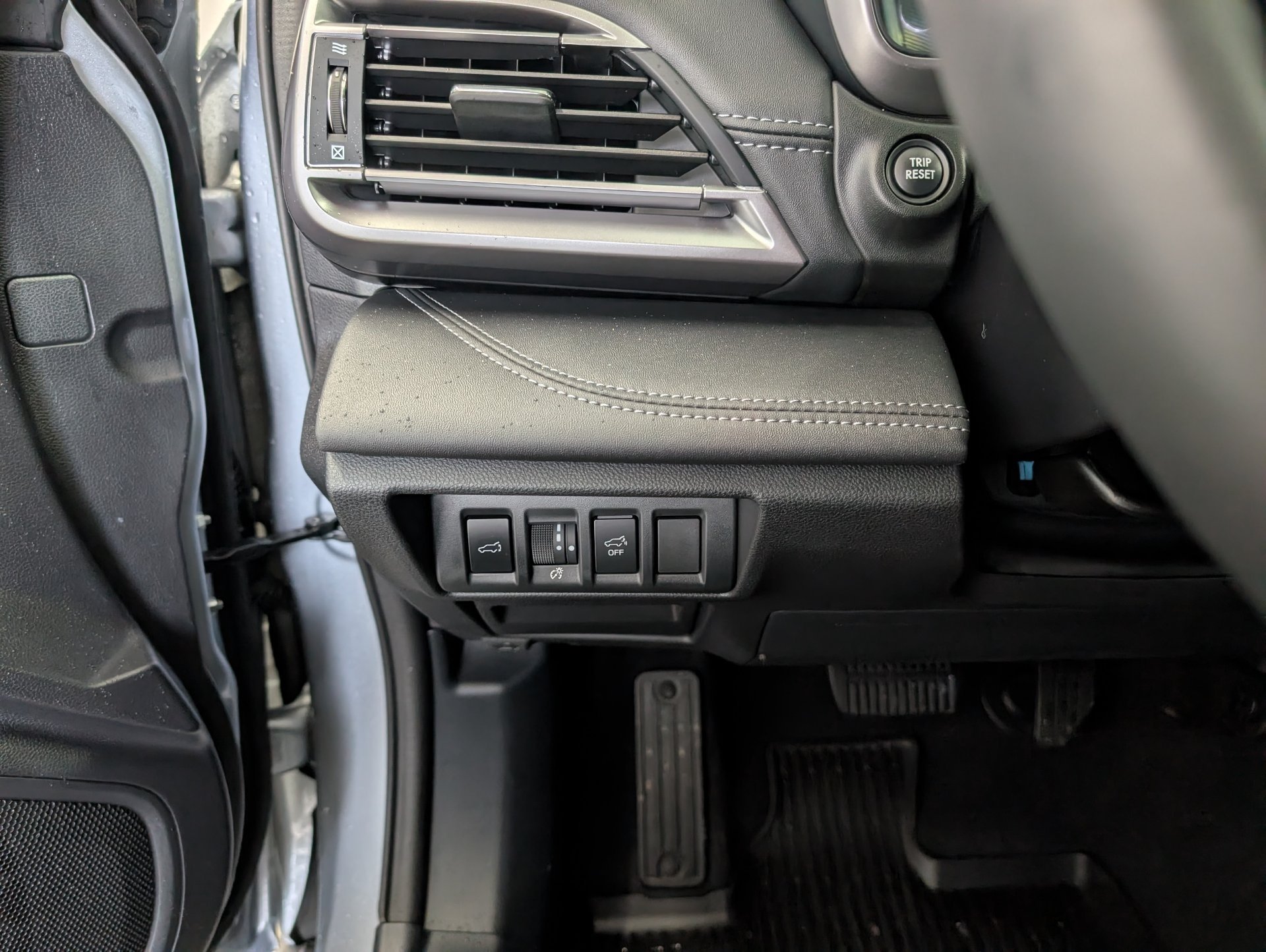 2025 Subaru Outback Touring - Photo 11