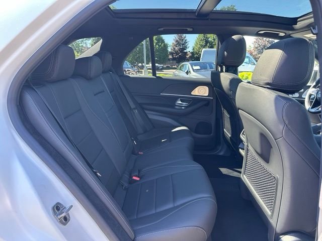 New 2026 MANUFAKTUR Moonlight White Magno Mercedes-Benz GLE 350 image 21