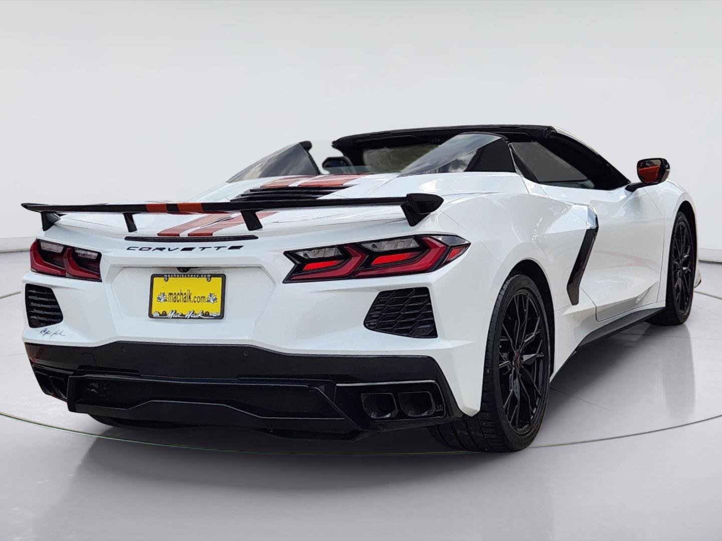 2025 Chevrolet Corvette Stingray photo 7 of 30