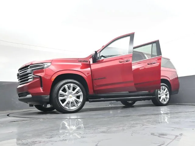Used 2021 Red Chevrolet High Country image 43
