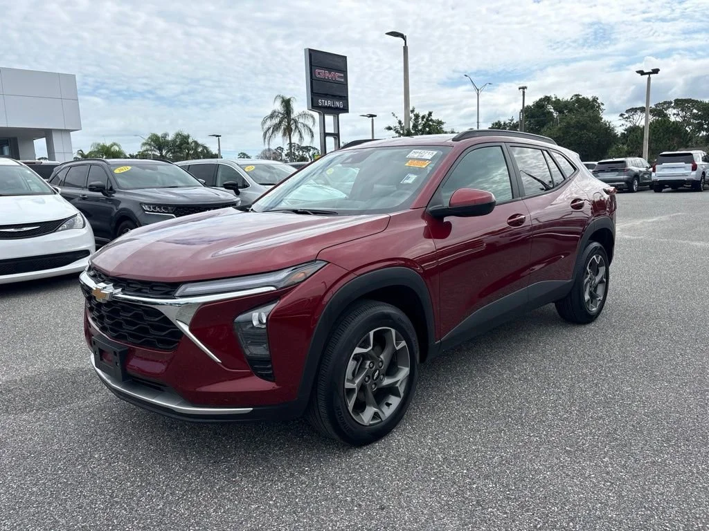 Used 2025 Crimson Metallic Chevrolet LT image 1
