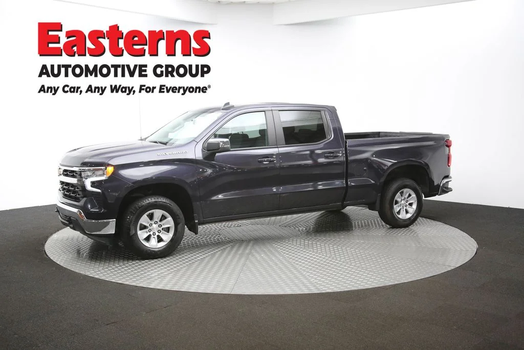 Used 2023 Gray Chevrolet LT image 57
