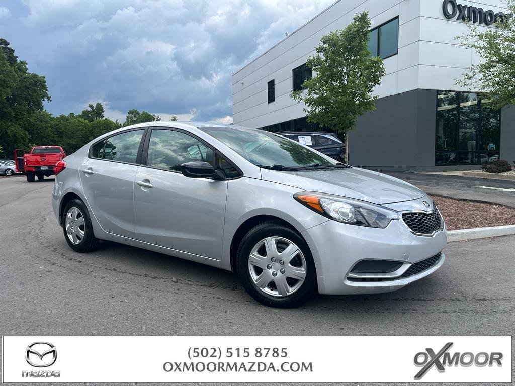2016 Kia Forte LX AT's photo