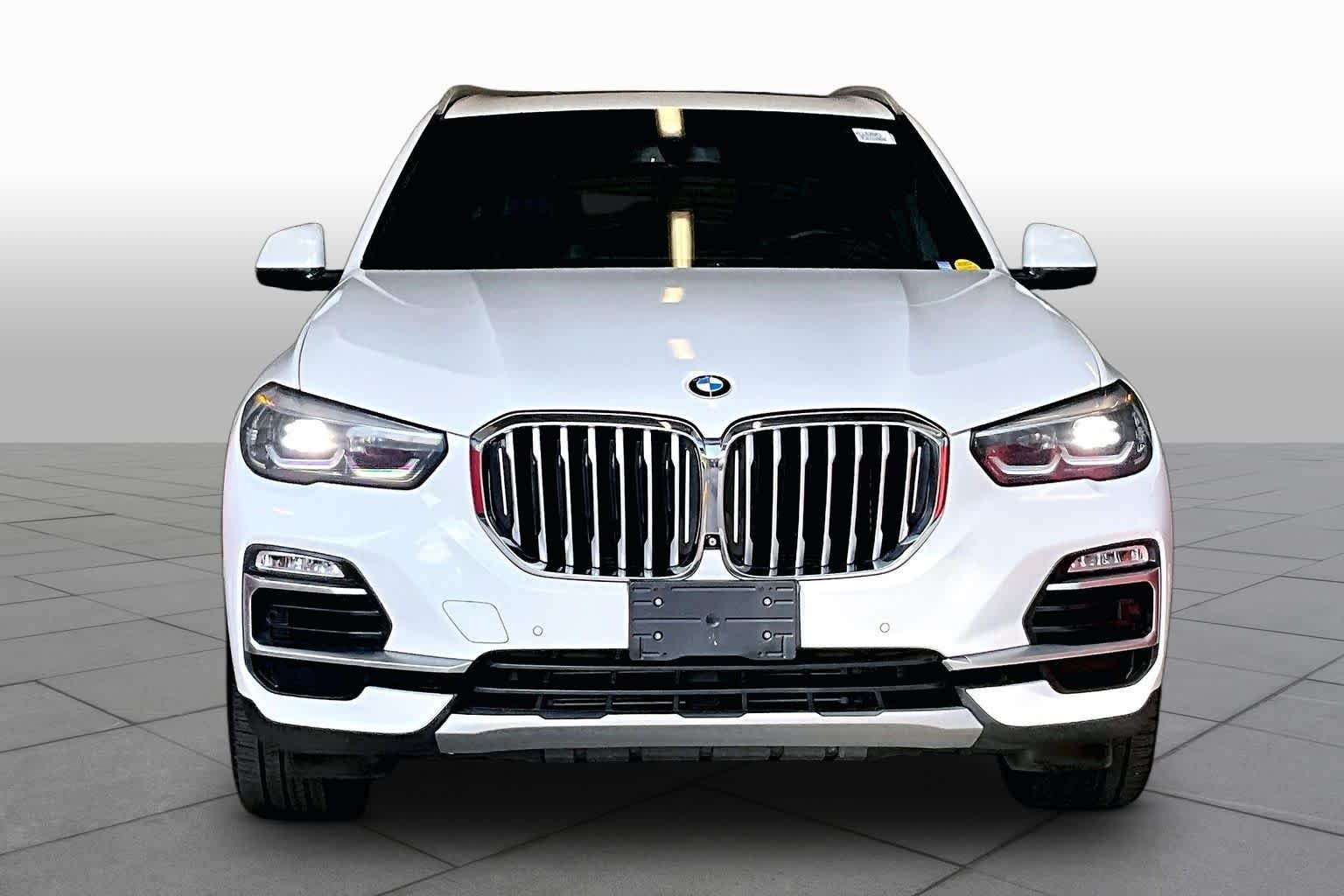 Used 2019 Alpine White BMW xDrive40i image 4
