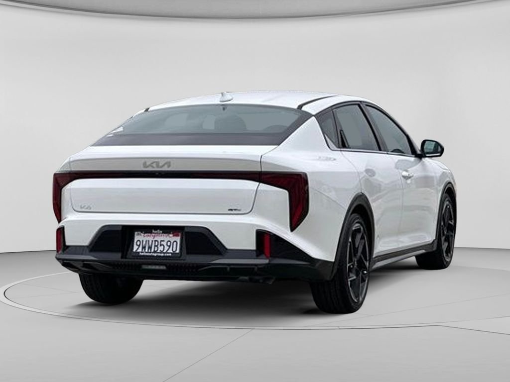 Used 2025 Snow White Pearl Kia GT-Line image 33