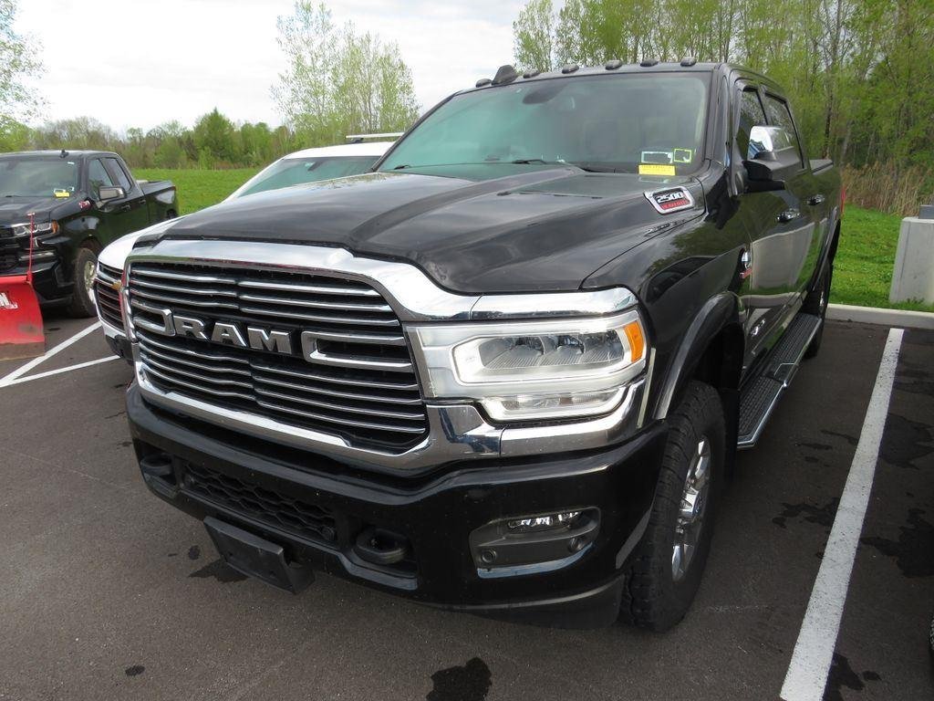 Used 2022 Diamond Black Ram Laramie image 13