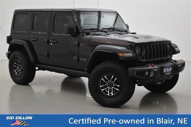 Used 2025 Black Clearcoat Jeep Rubicon image 11