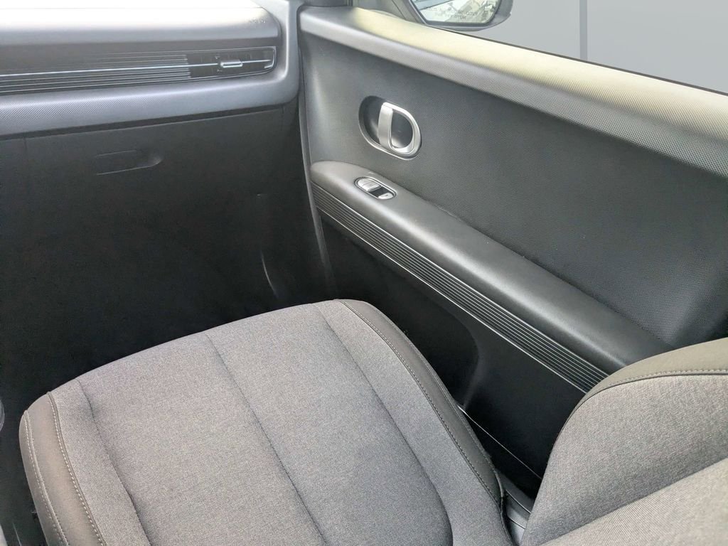 Used 2024 Gray Hyundai SE image 16
