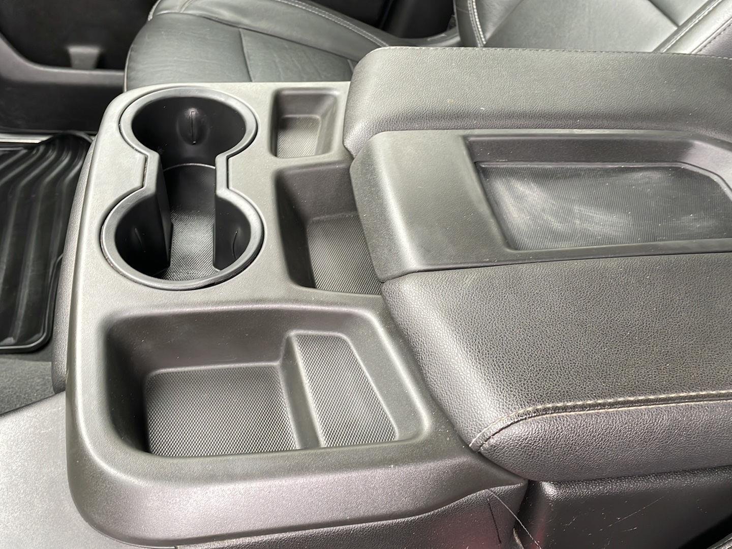 Used 2019 Summit White Chevrolet LT image 14