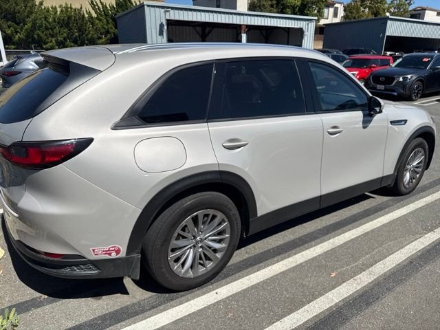 Used 2024 Silver Mazda Preferred image 8