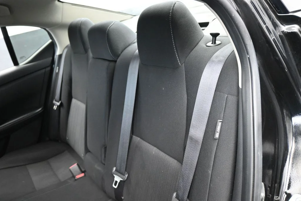 Used 2022 Super Black Nissan SV image 27