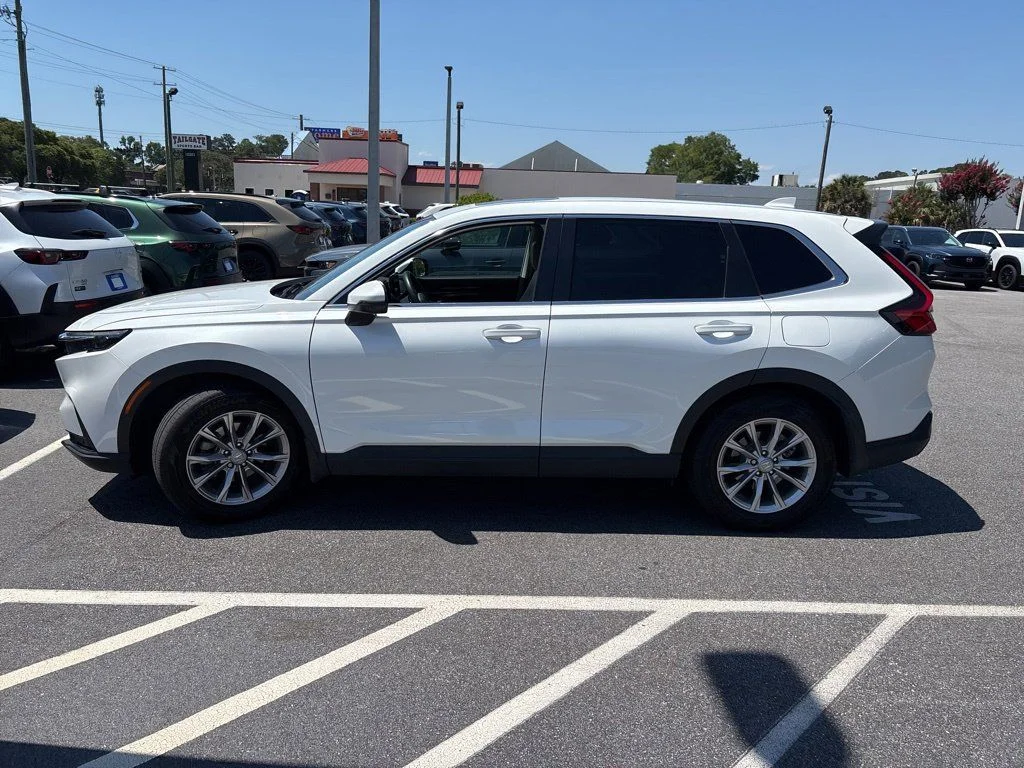 Used 2024 Platinum White Pearl Honda EX-L image 3