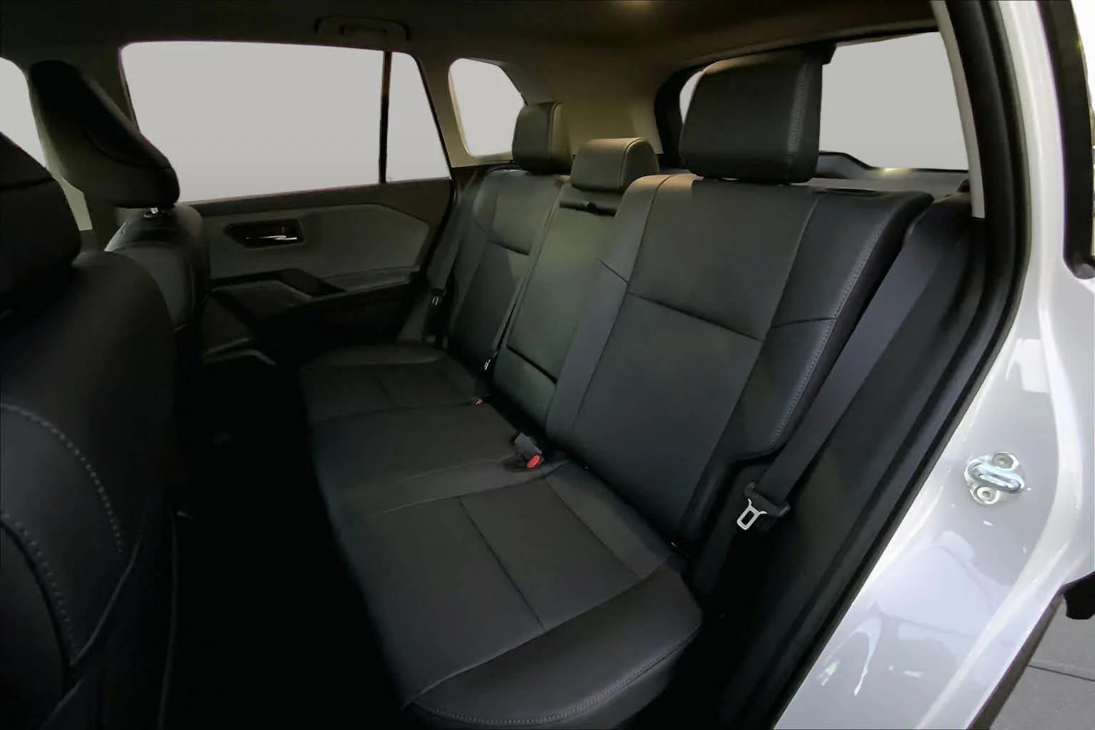 Used 2026 Wind Chill Pearl Toyota Limited image 18