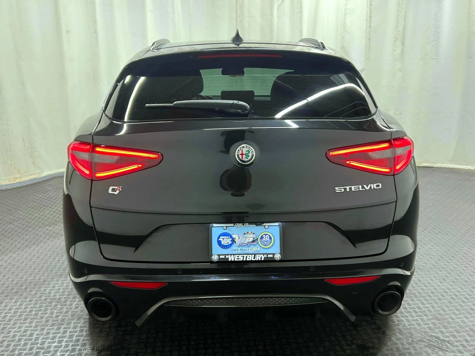 Used 2023 Vulcano Black Metallic Alfa Romeo Veloce image 7