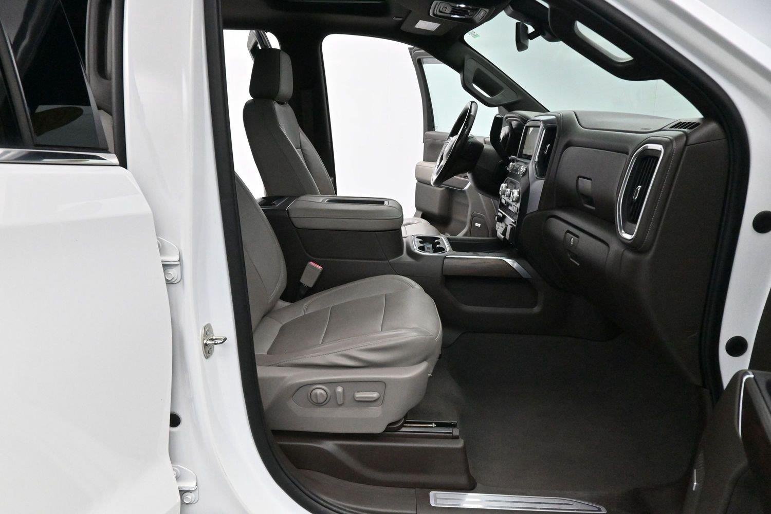 Used 2019 Summit White GMC SLT image 32