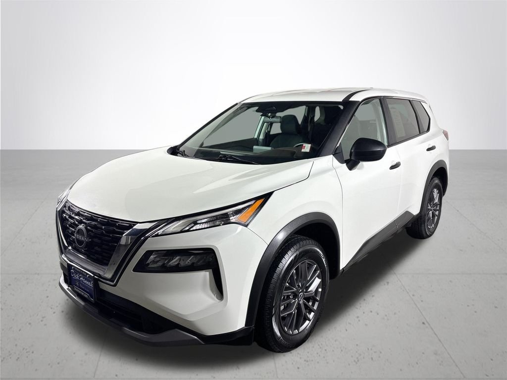 Used 2023 Glacier White Nissan S image 2