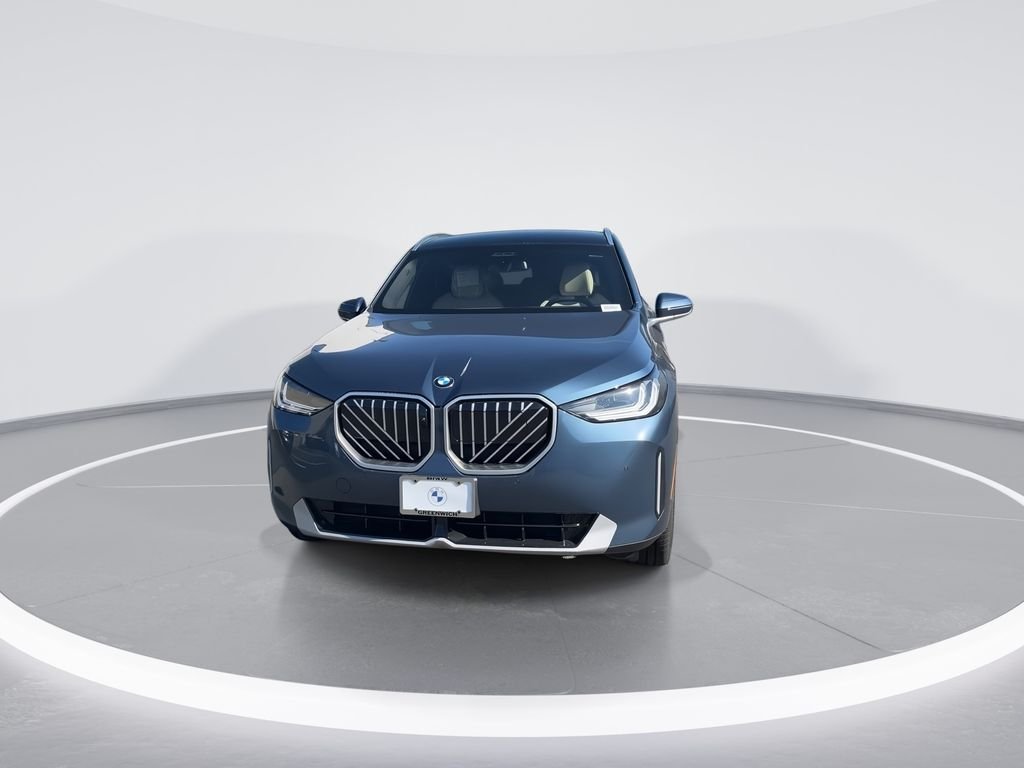 Used 2026 Blue Metallic BMW 30 xDrive image 3