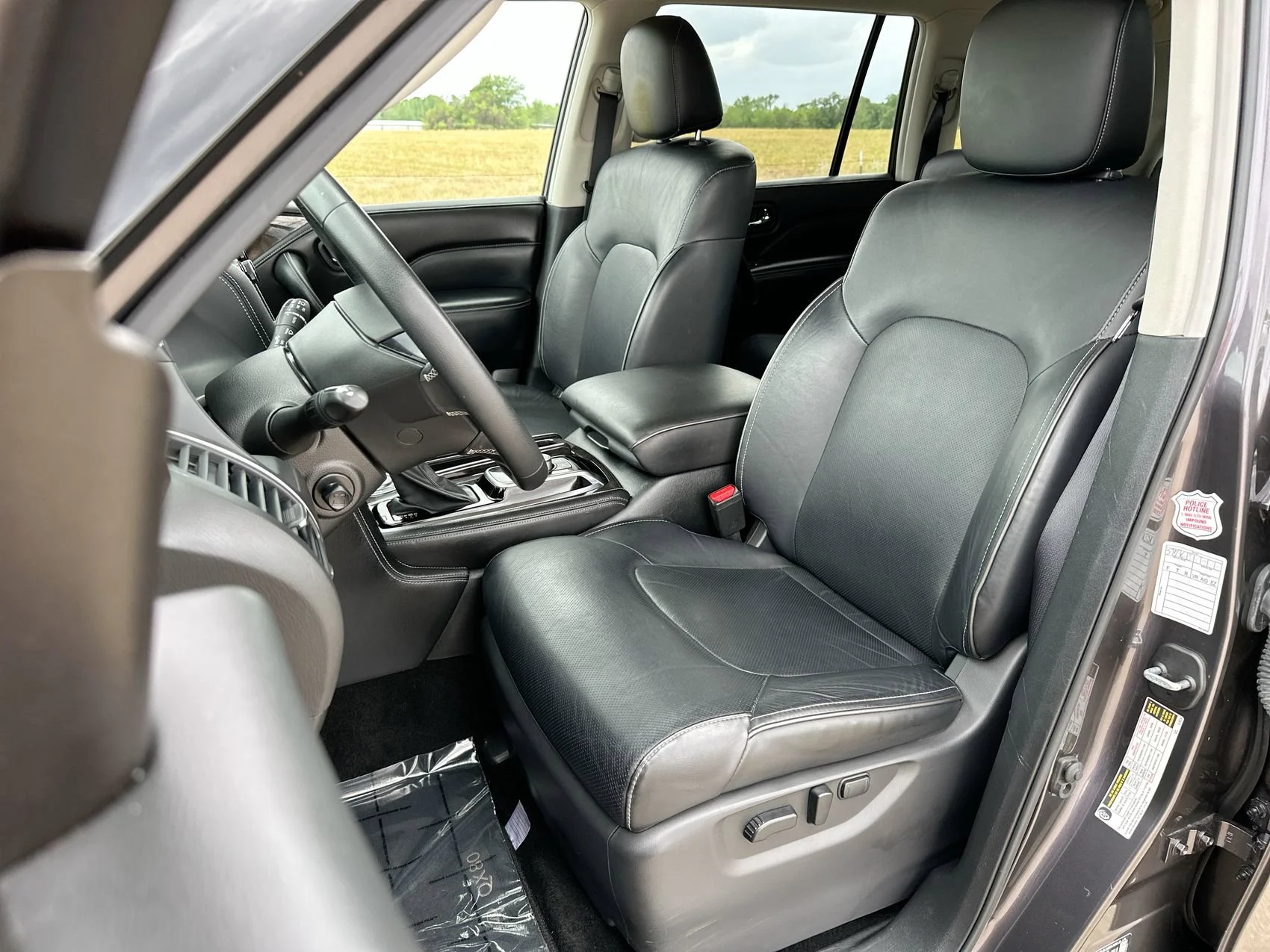 Used 2024 Anthracite Gray INFINITI LUXE image 11