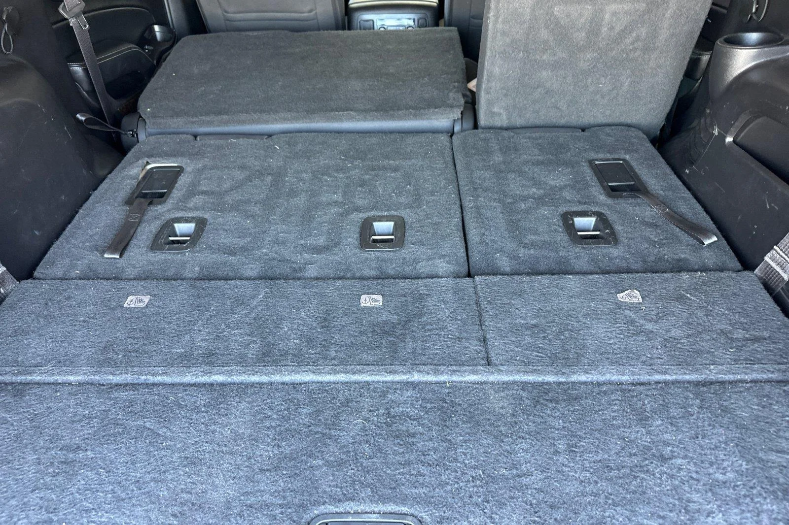 Used 2016 Silver Ice Metallic Chevrolet LS image 16