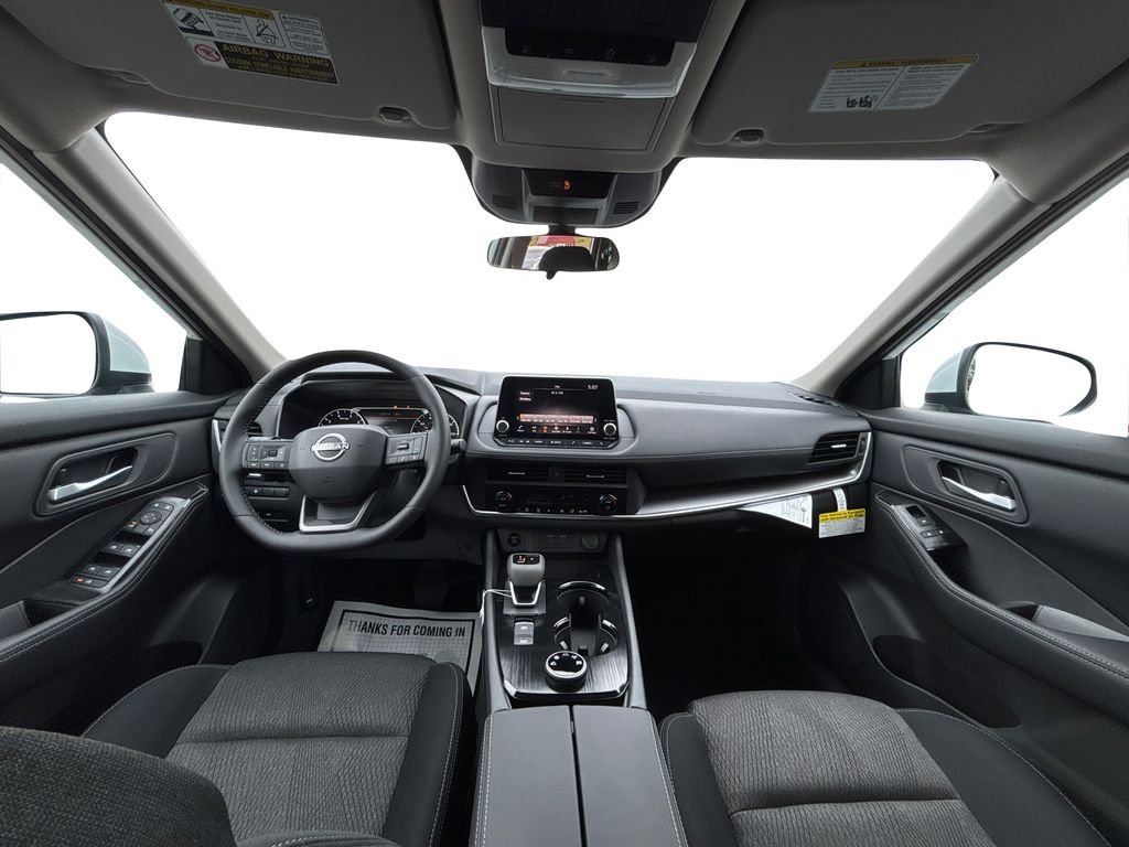 2026 Nissan Rogue SV - Photo 10