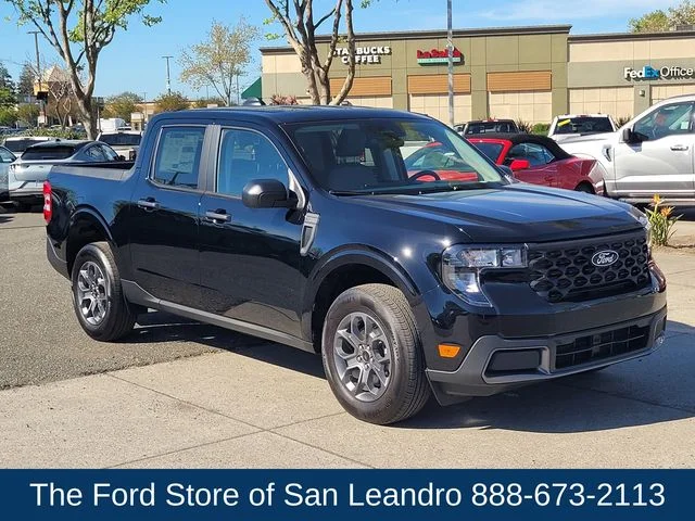 New 2025 Shadow Black Ford XLT image 10