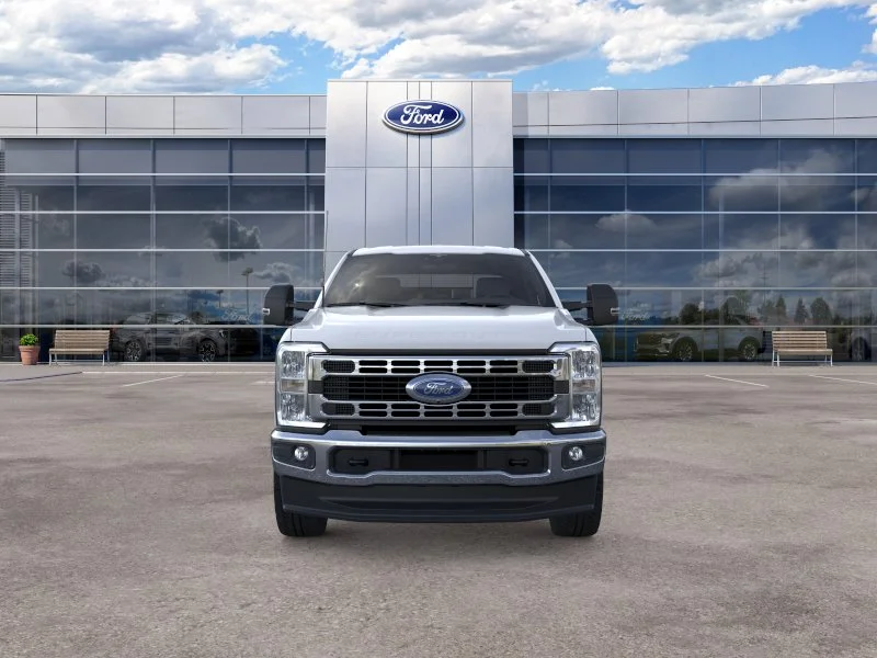 New 2026 Oxford White Ford XLT image 39