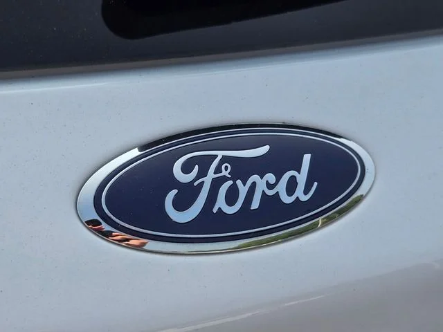 Used 2023 White Ford Active image 18