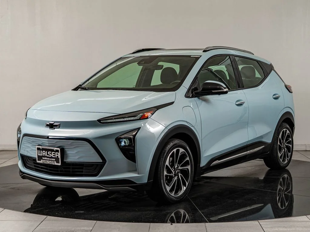 2023 Chevrolet Bolt EUV Premier's photo