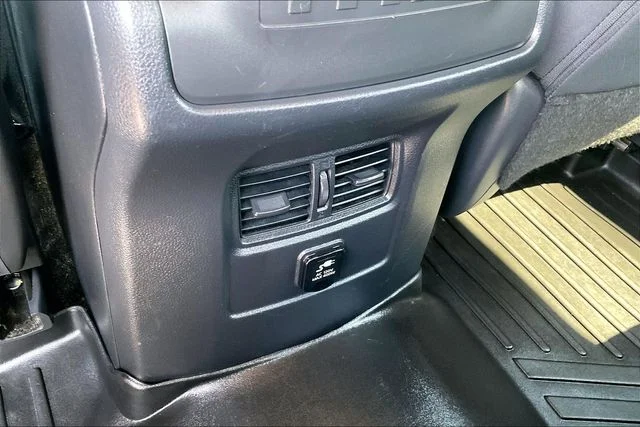 Used 2018 Red Nissan SV image 32