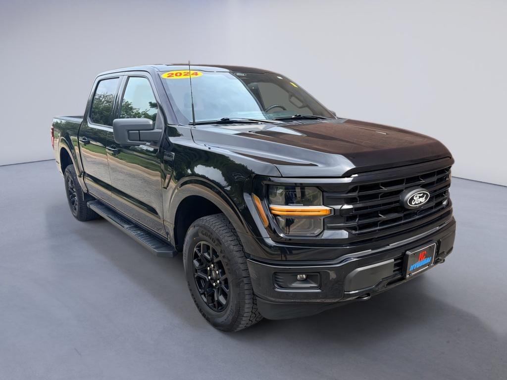 Used 2024 Agate Black Metallic Ford XLT image 7