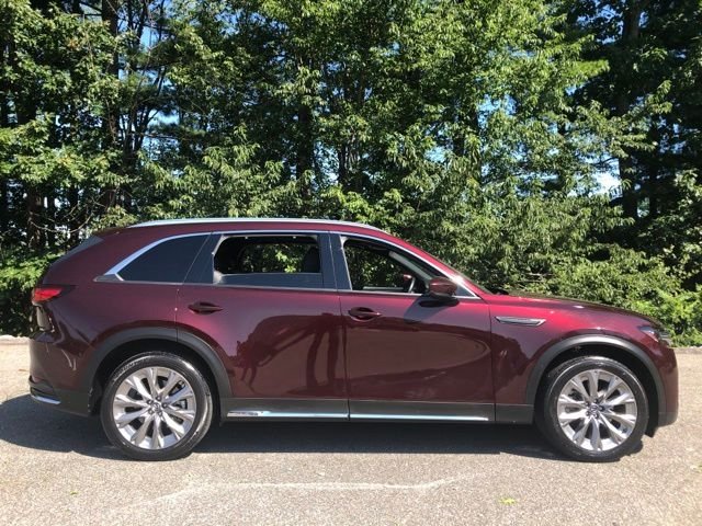 Used 2024 Red Mazda 3.3 Turbo Premium Plus AWD image 4