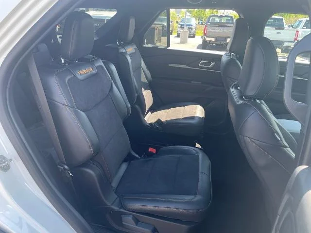 New 2026 Star White Metallic Tri-Coat Ford Tremor® image 71