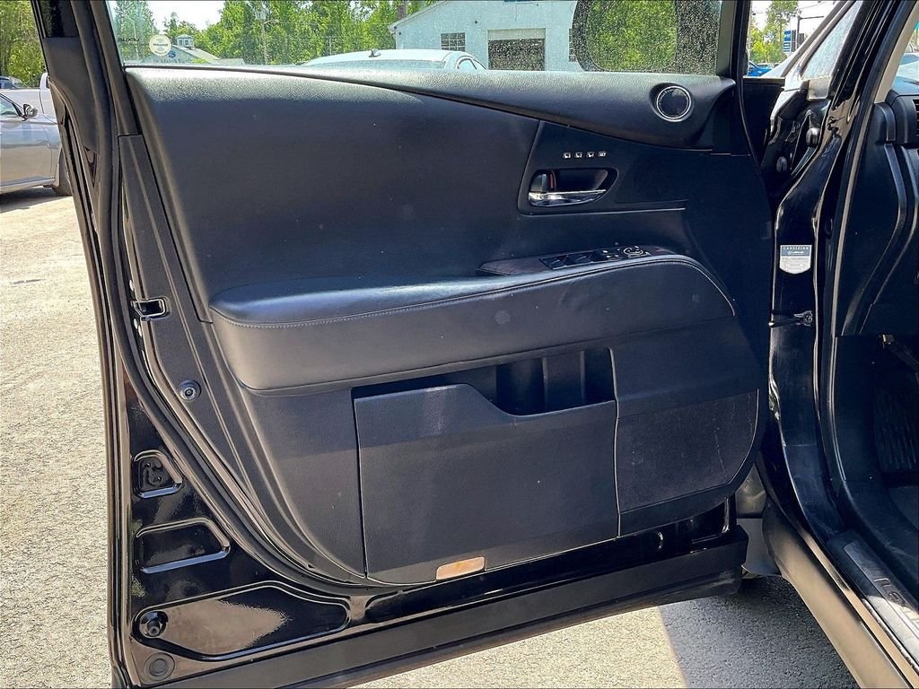 Used 2013 Black Lexus 350 image 9